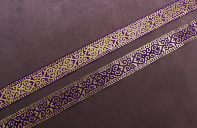 Тесьма жаккардовая 33мм Фиолетовый/Золото - изображение