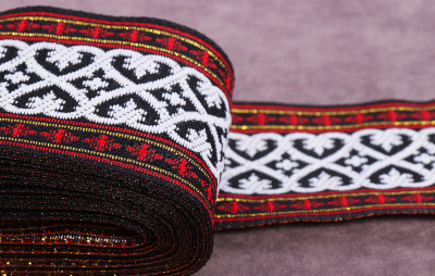 Тесьма жаккардовая 50мм Этнические узоры Красный/Золото - изображение