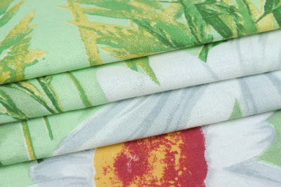 Бязь набивная 125 гр/м.кв. Ромашки - изображение