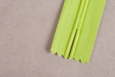 Молния потайная 30см нейлон KBB Фисташковый 233 Молния потайная 30см нейлон KBB Фисташковый 233 - изображение