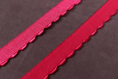 Резинка отделочная становая 12мм Малиновый - изображение
