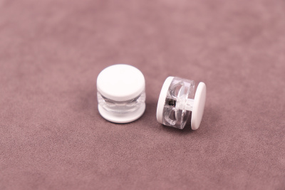 Фиксатор двойной Кнопка 14*16мм металл Матовый Белый - изображение