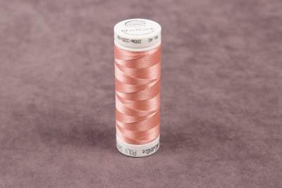 Нить для вышивания POLY SHEEN Mettler 100% полиэстер-трилобаль 200м. 1532 - изображение