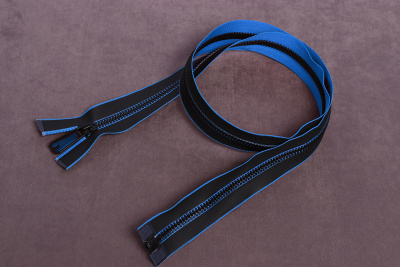 Молния водоотталкивающая 80см Т5 разъемная трактор Василек/Черный - изображение