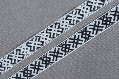 Лента 17мм жаккардовая 9669 Славянский орнамент Оберег Белый/черный - изображение