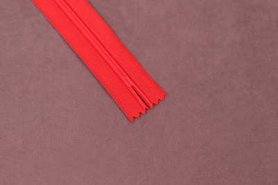 Молния потайная 50см нейлон KBB  Красный 162 - изображение