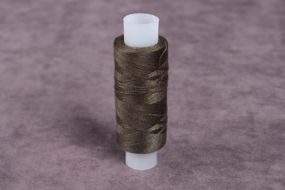 Нитки 35лл 200м лавсан Россия Т.хаки 5508 - изображение