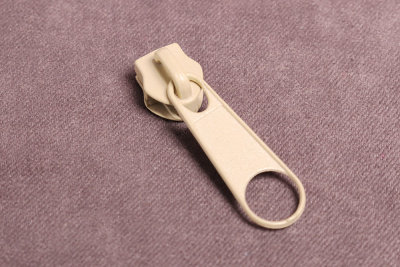 Бегунок для спиральной молнии Т5 Бежевый - изображение