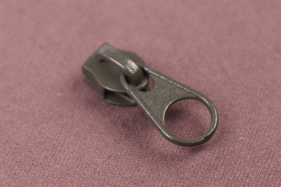 Бегунок для спиральной молнии Т3 Т.Хаки 315 - изображение