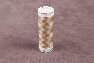 Нить для вышивания POLY SHEEN Mettler 100% полиэстер-трилобаль 200м. 0934 - изображение