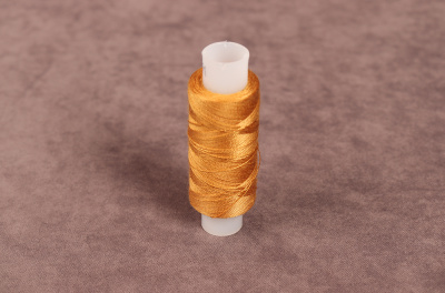 Нитки 35лл 200м лавсан Россия Горчичный 4304 - изображение
