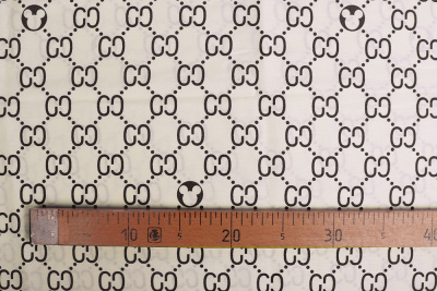 Сатин набивной твил Гуччи молочный - изображение