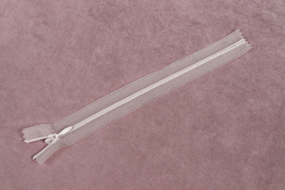 Молния потайная 20см на сетке Серебристо серый 329 - изображение