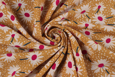 Ткань плательно-блузочная Ромашки на коричневом - изображение