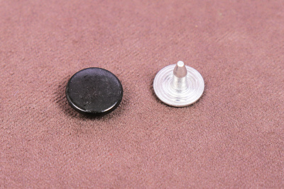 Хольнитены джинсовые 9,5мм латунь Черный - изображение