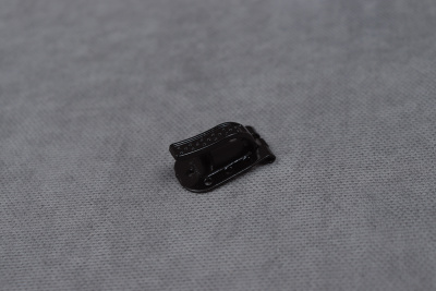 Крючок шубный TBY-0122 Т.Коричневый F304 - изображение