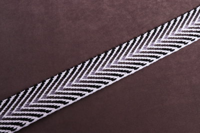 Лента ременная 40мм стропа Елочка Белый/черный - изображение