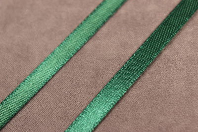 Лента атласная 6мм Т.зеленый №491 - изображение