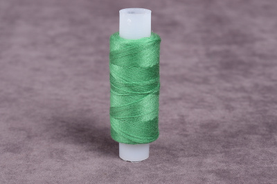 Нитки 35лл 200м лавсан Россия Зеленый 3909 - изображение