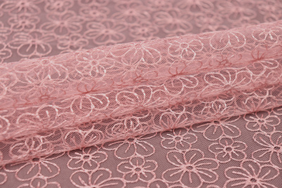 Вышивка на сетке 0092 Пудровый - изображение