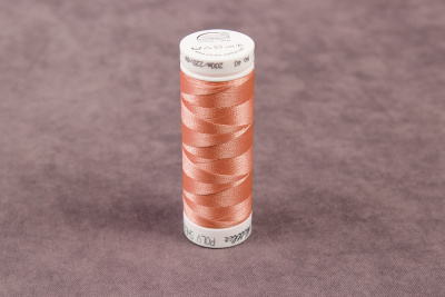 Нить для вышивания POLY SHEEN Mettler 100% полиэстер-трилобаль 200м. 1430 - изображение