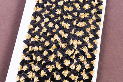 Тесьма 20мм с пайетками змейка Черный/Золото - изображение