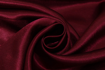 Креп-сатин однотонный Свекольный - изображение
