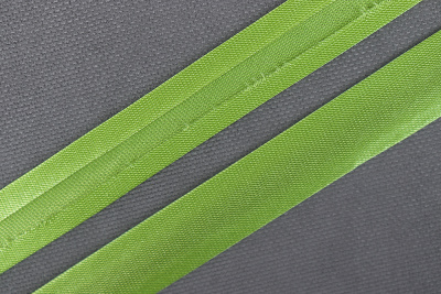 Атласная косая бейка 15мм Яблоко 129 - изображение