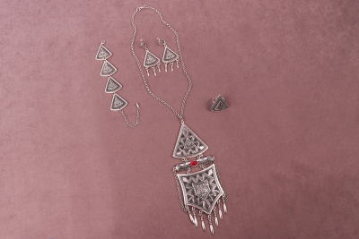Комплект этнических украшений №152 Античное серебро/Красный - изображение