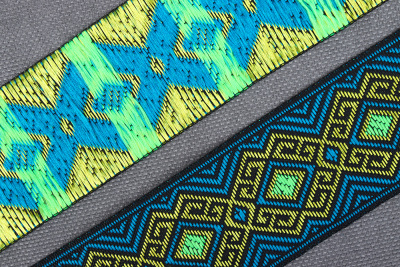 Тесьма жаккардовая 33мм №42 Орнамент Зеленый/Золото/Синий - изображение