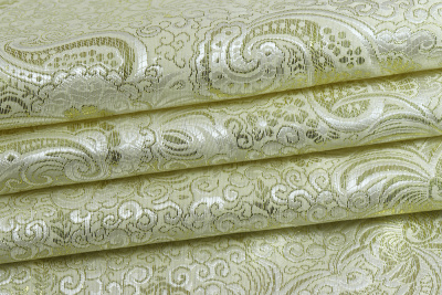 Парча-жаккард огурцы Серебро на золотом - изображение