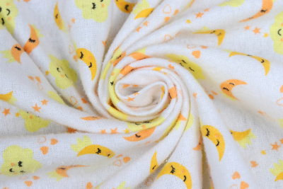 Фланель детская 90 Пакистан Желтое облачко на белом - изображение