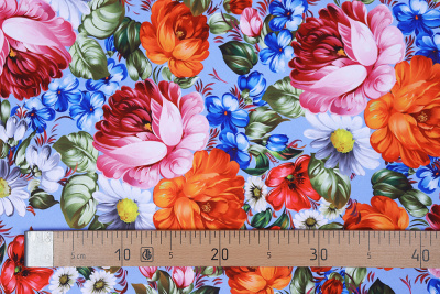 Габардин набивной Цветы на голубом - изображение