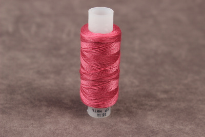 Нитки 35лл 200м лавсан Россия Малиновый 034 - изображение
