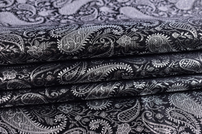 Парча-металлик огурцы мелкие Черный с серебром Парча-металлик огурцы мелкие Черный с серебром - изображение