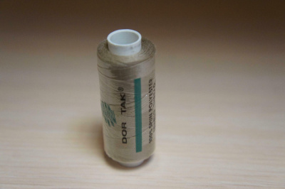 Нитки Dor Tak 40/2 400 ярд 552 Бежевый - изображение