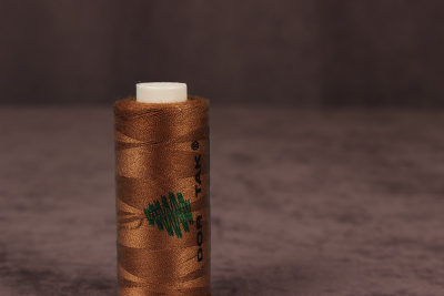 Нитки Dor Tak 40/2 400 ярд 431 Коричневый - изображение