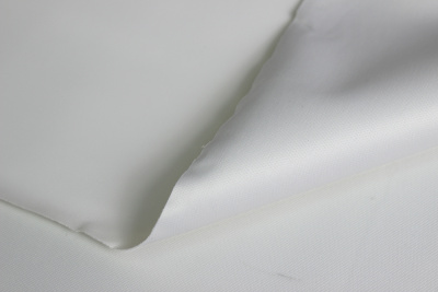 Кожа-стрейч Молочный - изображение