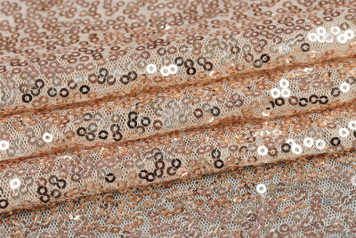 Пайетки на сетке Т.золото на св.бежевом - изображение