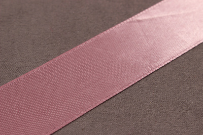 Лента атласная 25мм Пыльная роза №102 - изображение