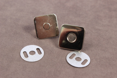 Кнопка магнитная 18мм квадратная Никель - изображение