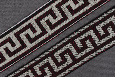 Лента 31мм жаккардовая 8932 Версаче Бордовый/Бежевый - изображение