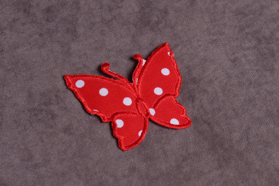 Термоаппликация Бабочка Красный/Белый горох - изображение
