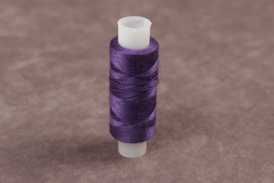 Нитки 35лл 200м лавсан Россия Фиолетовый 1912 - изображение
