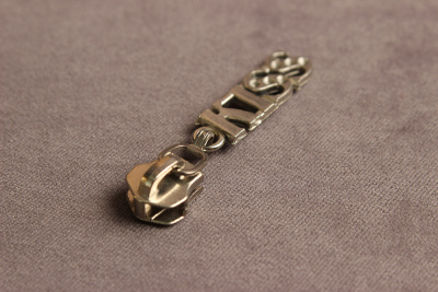 Бегунок для металлической молнии Т5 Kiss Никель - изображение