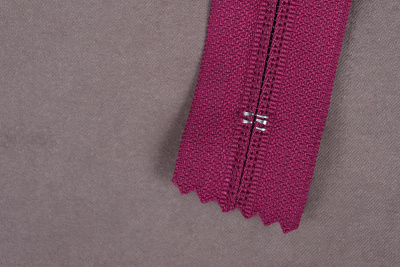 Молния разъёмная 60см Т5 спираль Фуксия 143 - изображение