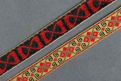 Лента 24мм жаккардовая 9456 Славянский орнамент Оберег Желтый/красный/бордовый - изображение