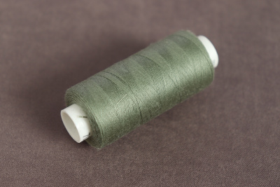 Нитки Dor Tak 40/2 400 ярд 704 Оливковый - изображение