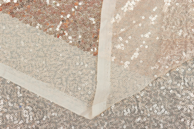 Пайетки на сетке Т.золото на св.бежевом - изображение