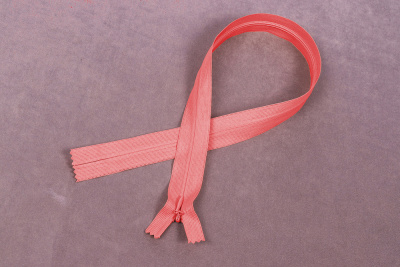 Молния потайная 50см нейлон Св.Терракотовый - изображение